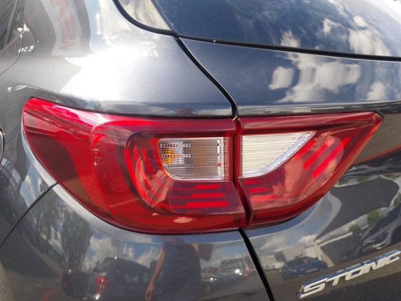 Kia Stonic - Photo 34