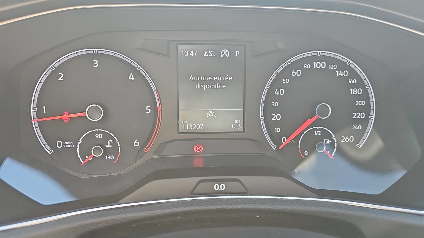 Volkswagen T-Roc - Photo 12