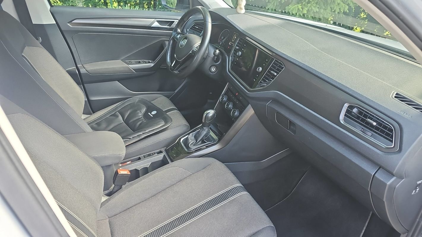 Volkswagen T-Roc - Photo 10