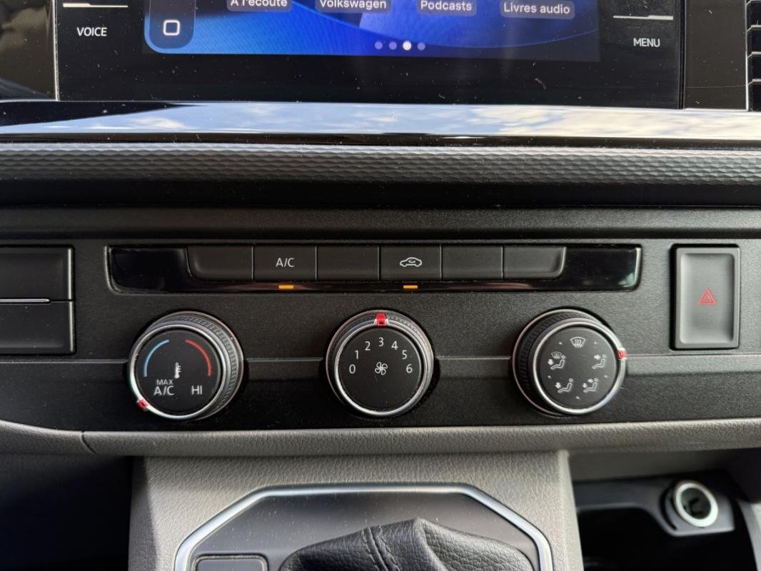 Volkswagen Transporter - Photo 14