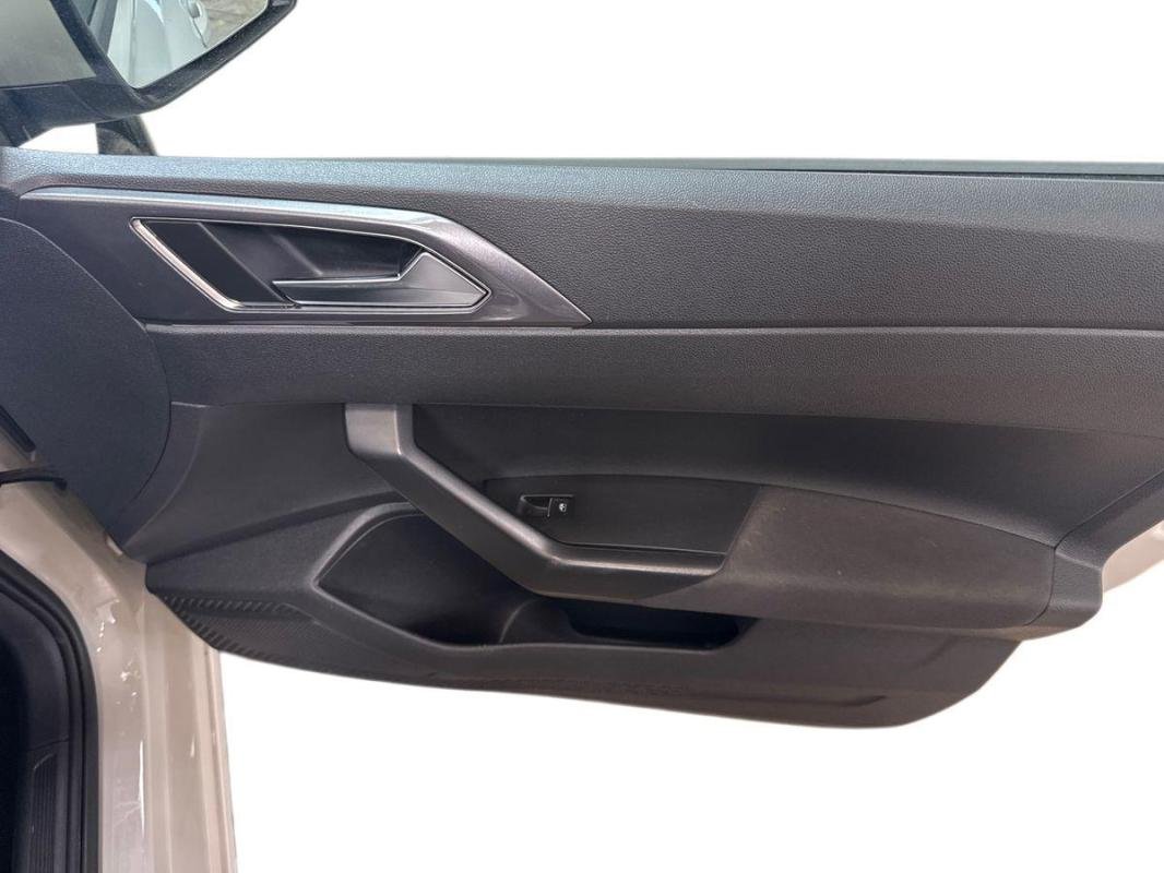 Volkswagen Polo - Photo 15