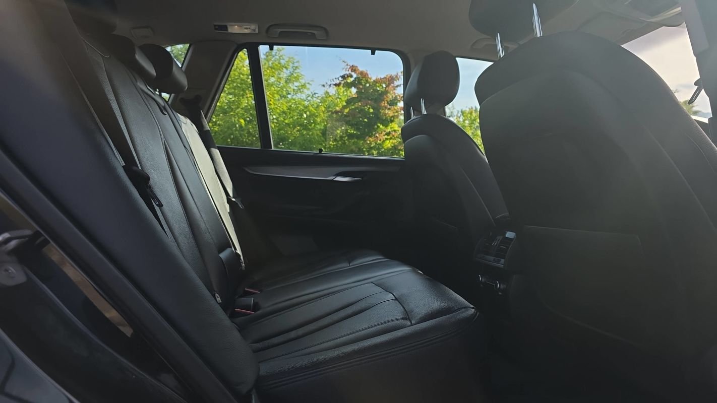 BMW X5 - Photo 9