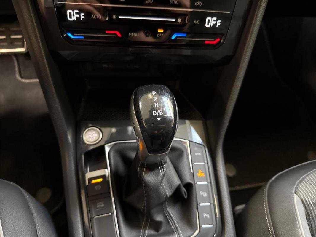 Volkswagen Tiguan - Photo 11