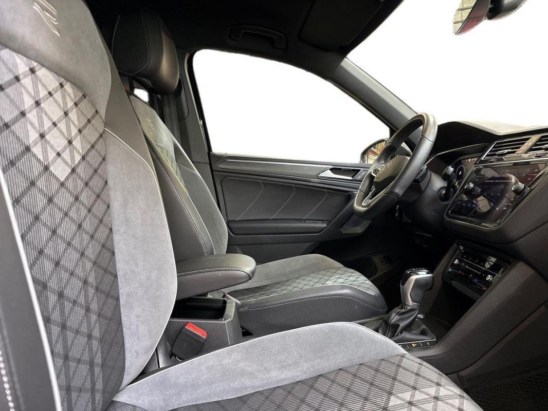 Volkswagen Tiguan - Photo 13