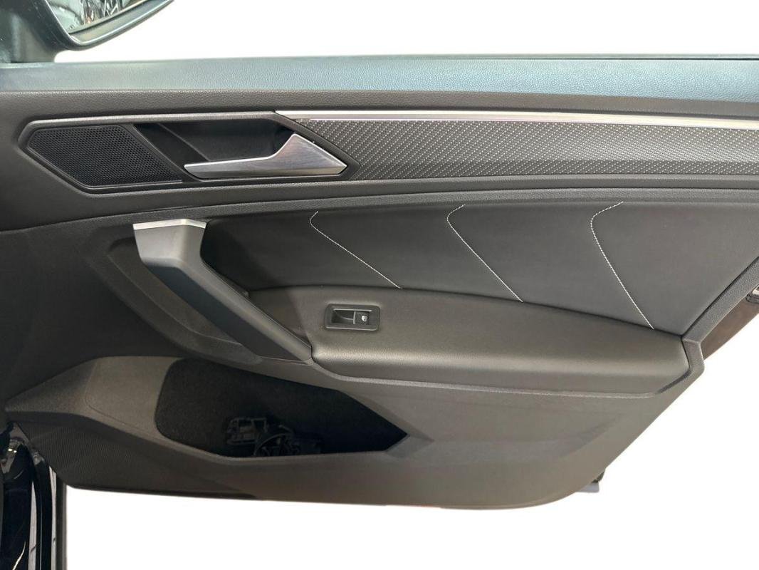 Volkswagen Tiguan - Photo 15