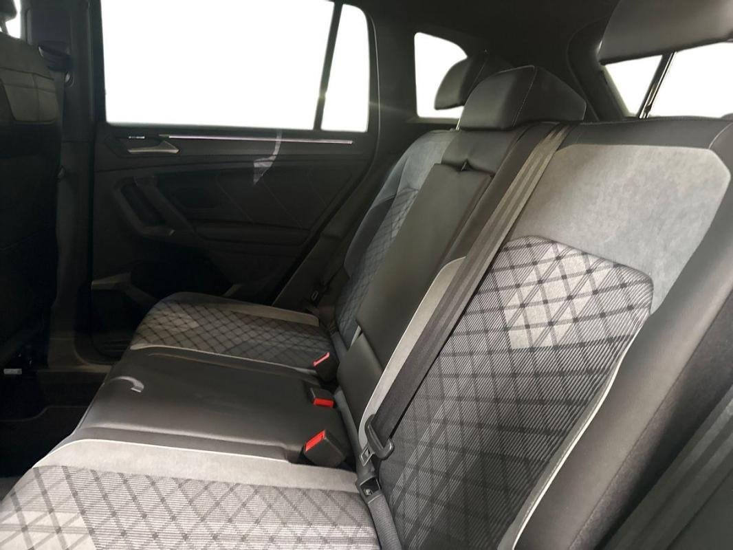 Volkswagen Tiguan - Photo 23
