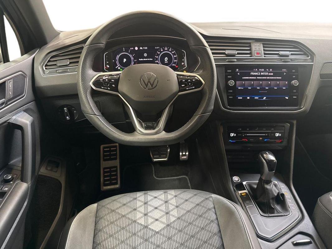 Volkswagen Tiguan - Photo 24