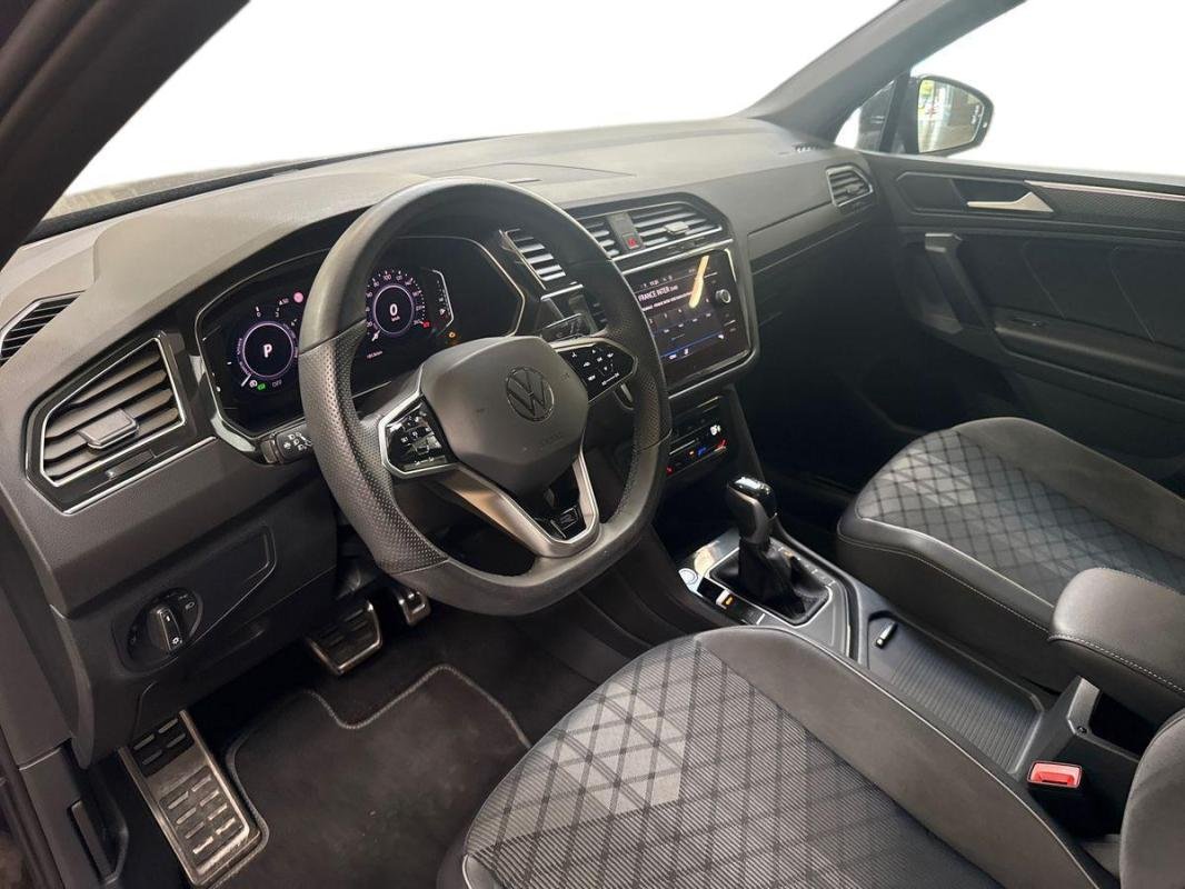 Volkswagen Tiguan - Photo 9