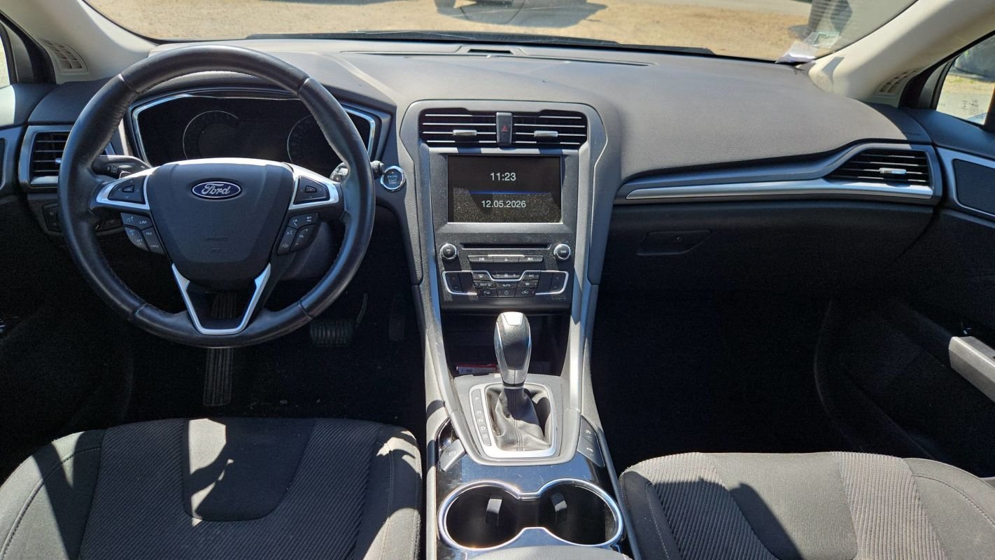Ford Mondeo - Photo 11
