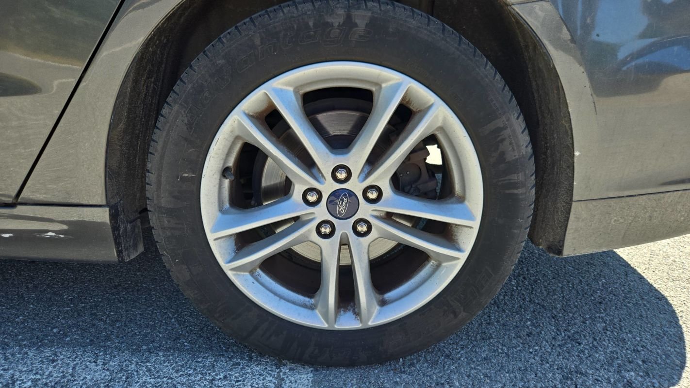 Ford Mondeo - Photo 19