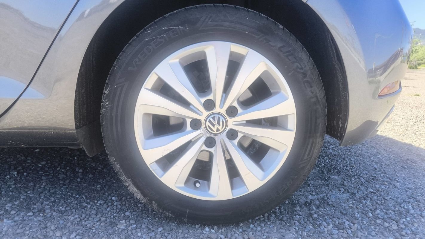 Volkswagen Golf - Photo 19