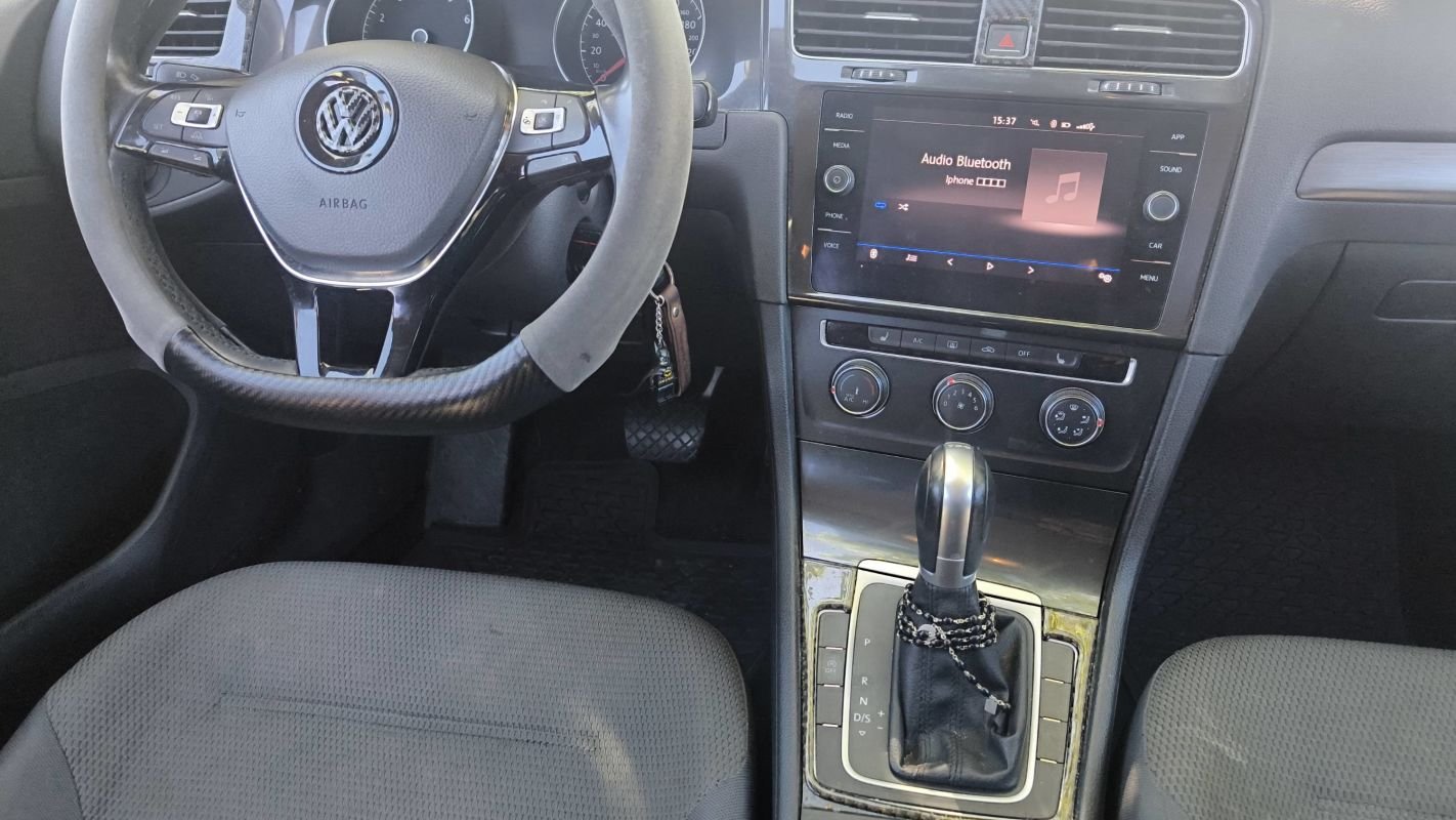 Volkswagen Golf - Photo 28