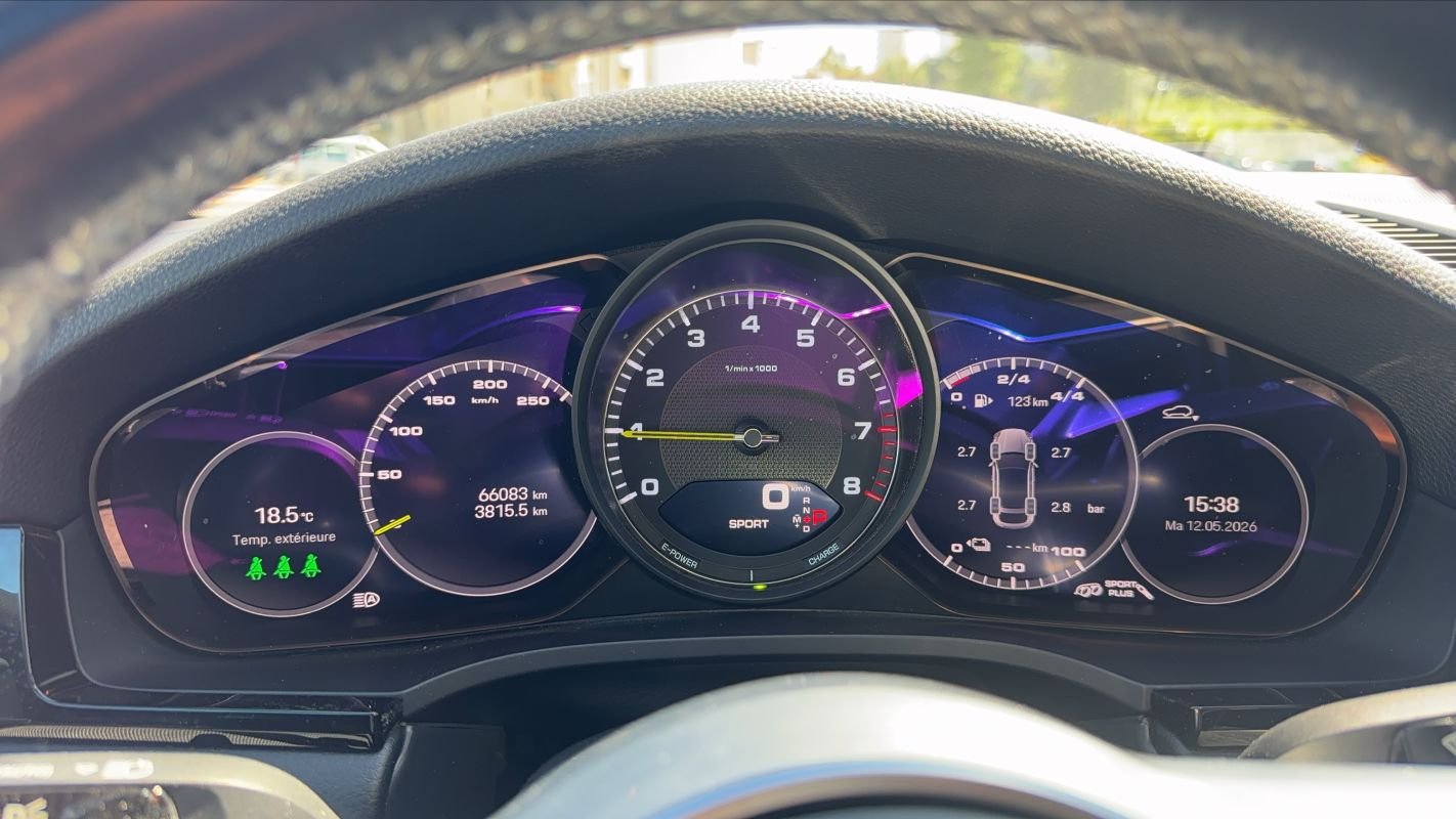 Porsche Cayenne - Photo 12