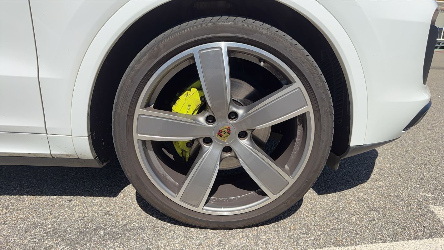 Porsche Cayenne - Photo 17