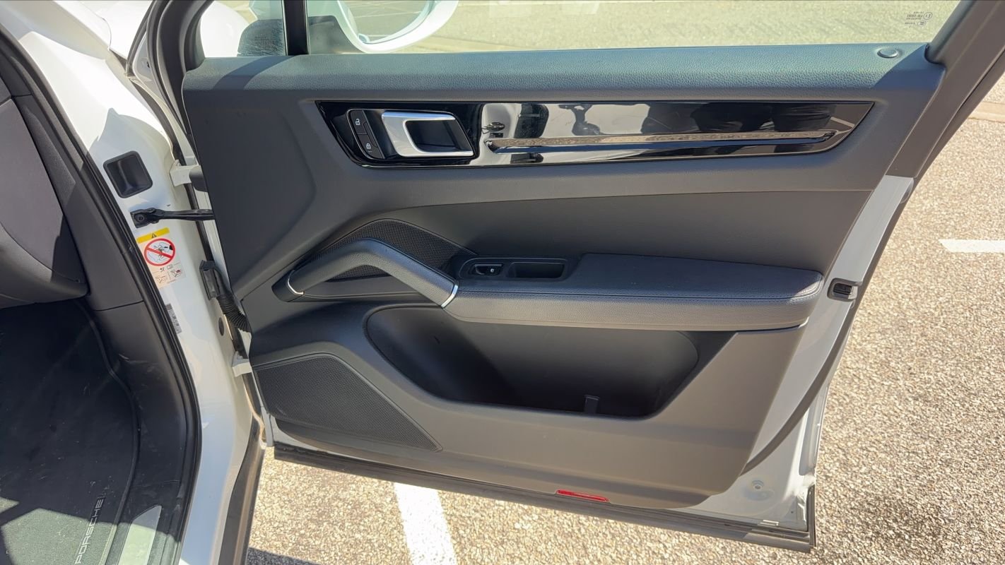 Porsche Cayenne - Photo 22