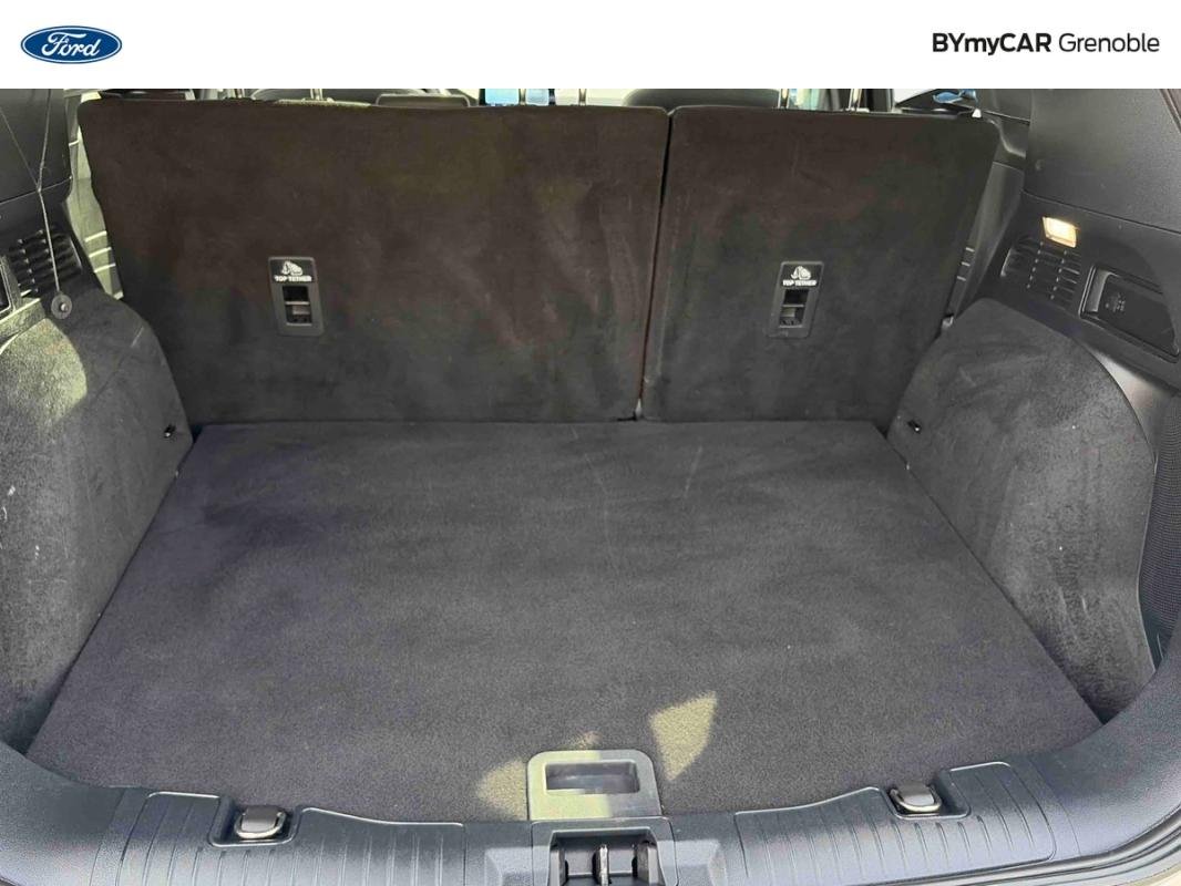 Ford Kuga - Photo 13