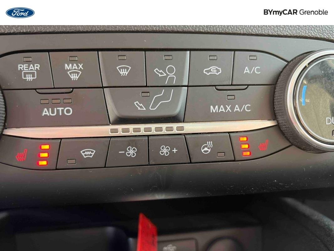 Ford Kuga - Photo 27