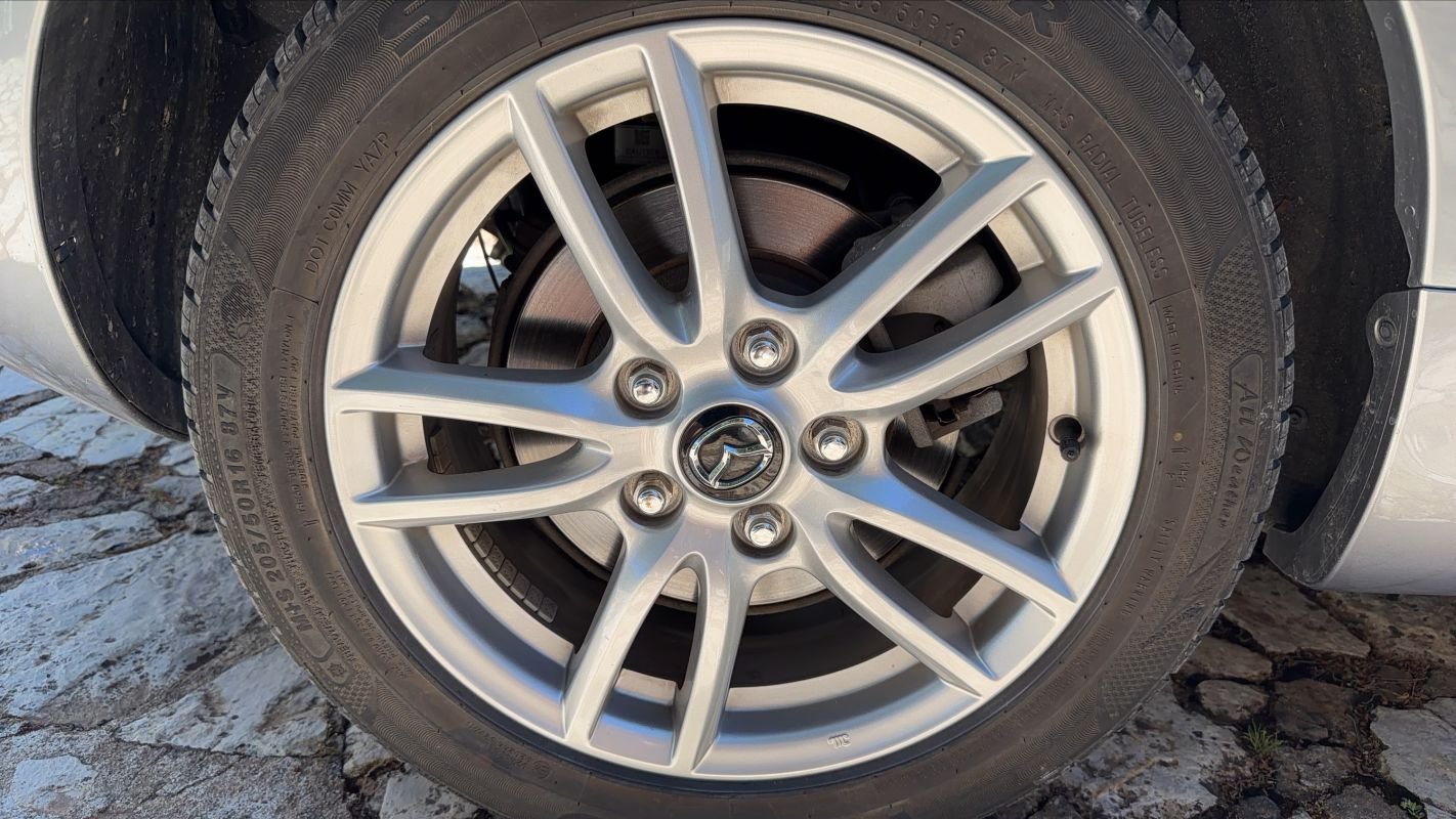 Mazda MX-5 - Photo 16