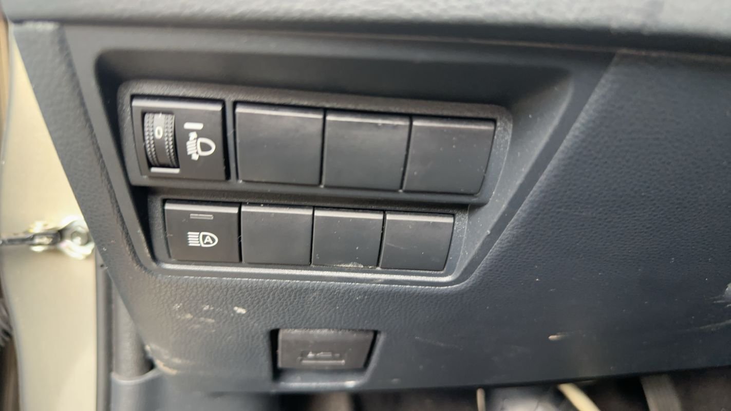 Toyota Yaris - Photo 13