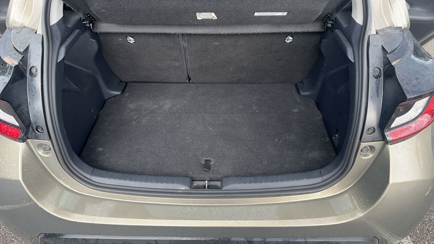 Toyota Yaris - Photo 14