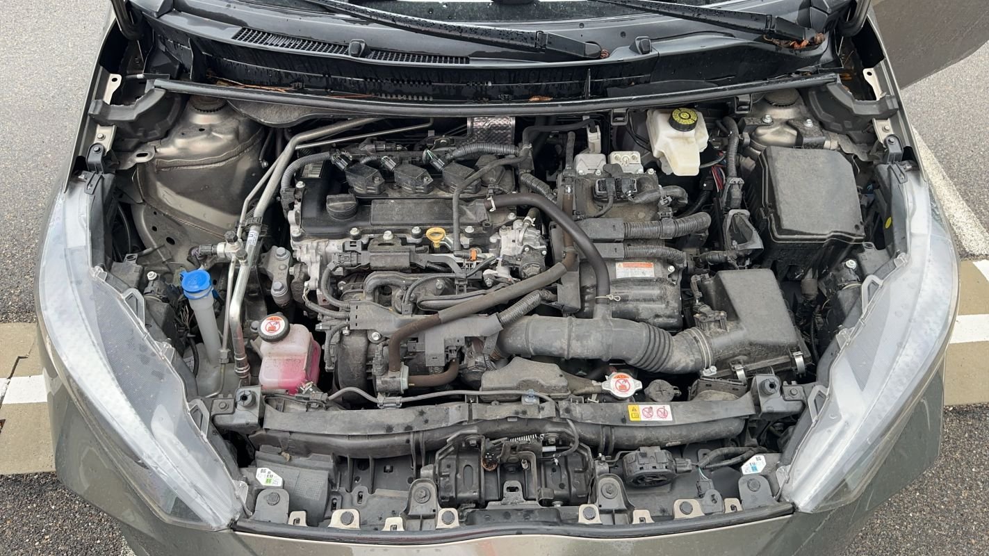 Toyota Yaris - Photo 15