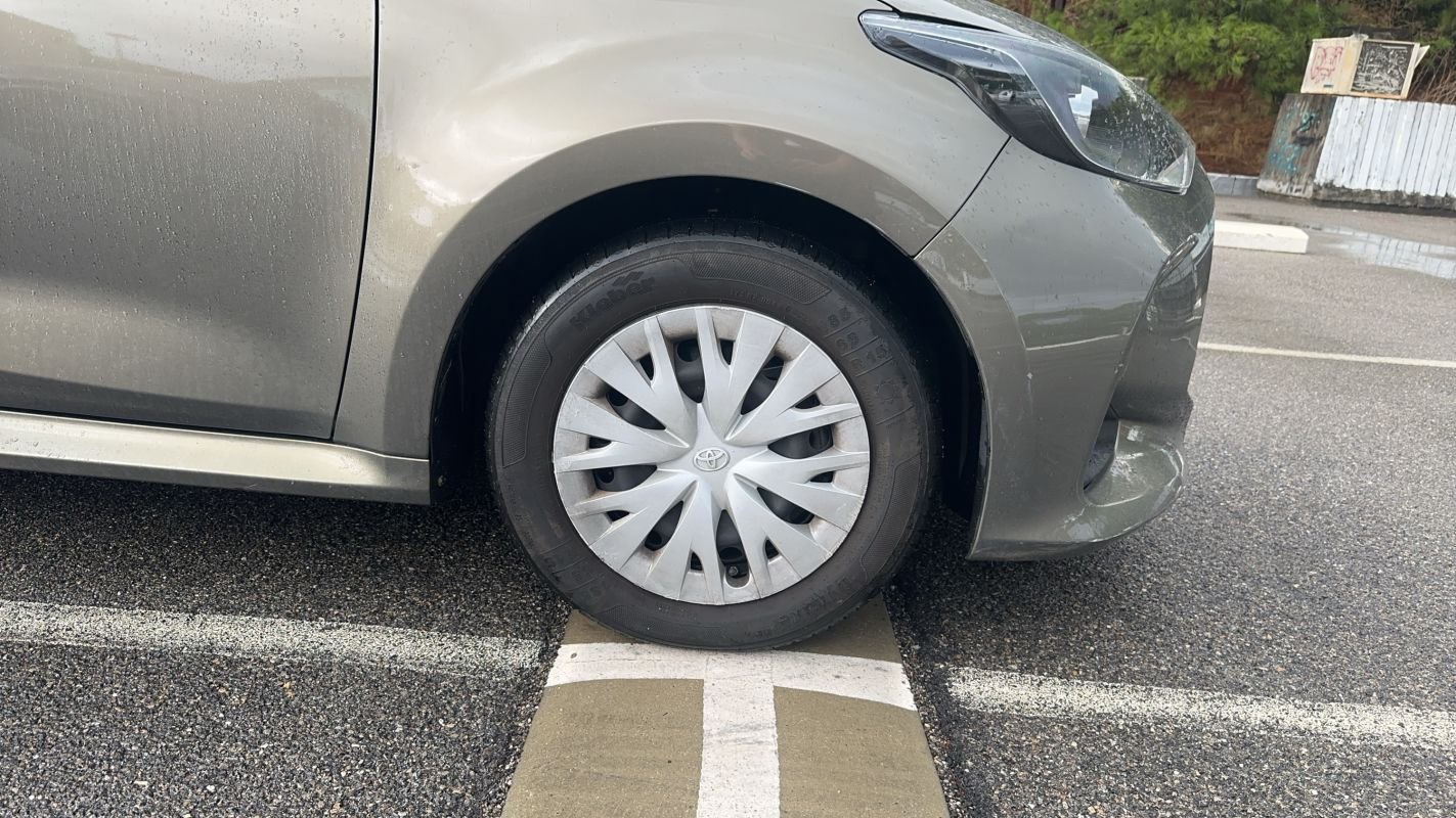 Toyota Yaris - Photo 17