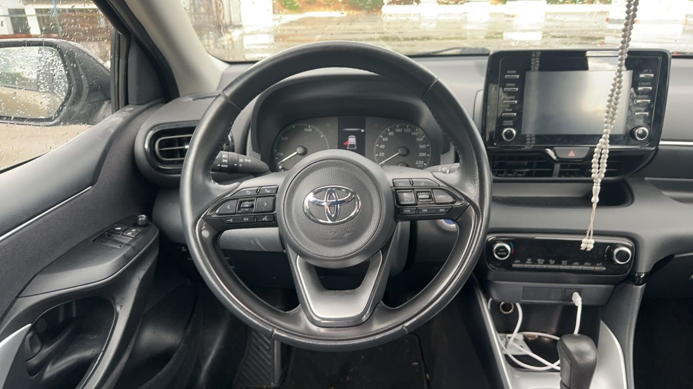 Toyota Yaris - Photo 24