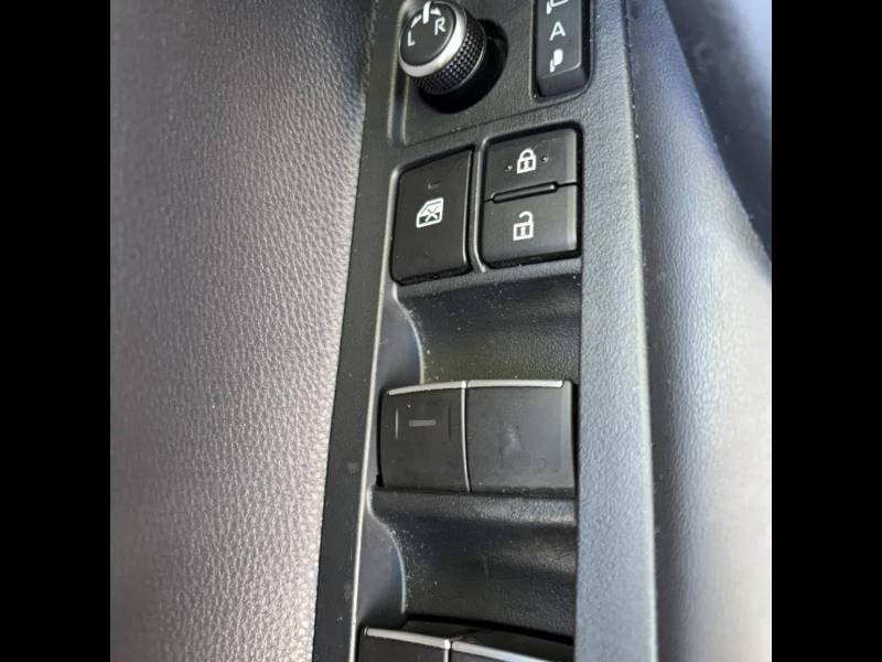 Toyota Corolla - Photo 24