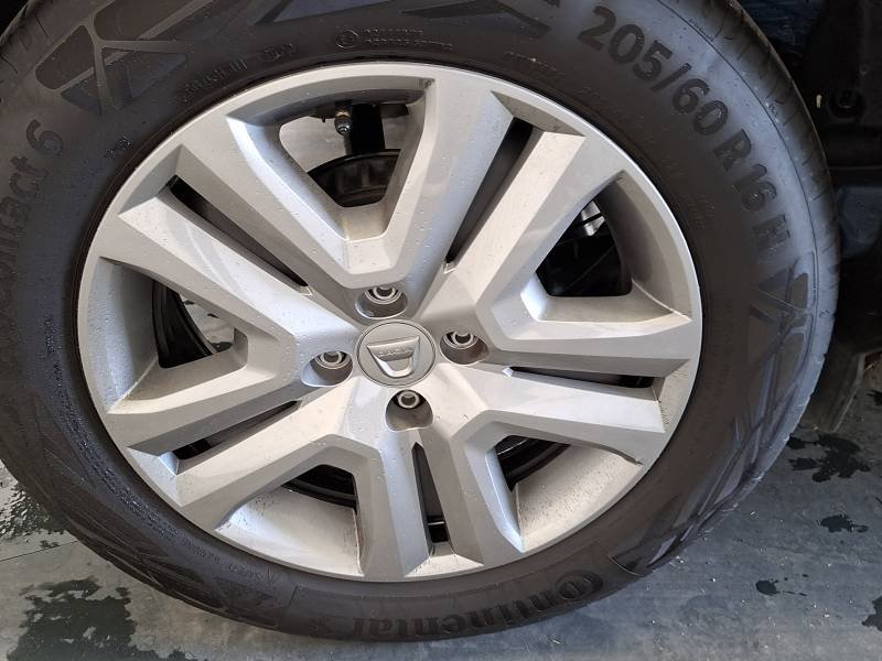Dacia Sandero - Photo 13
