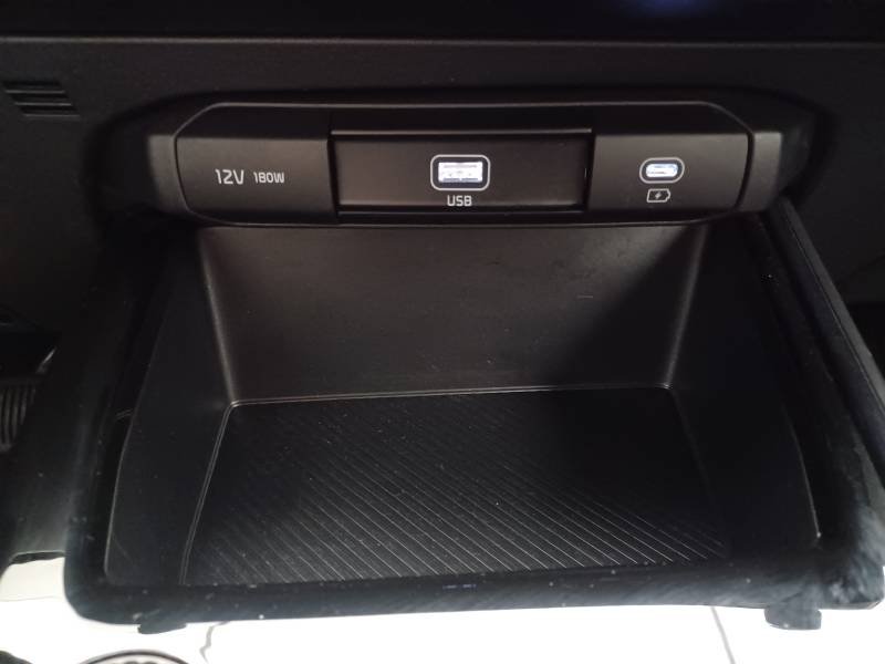Kia Niro - Photo 31