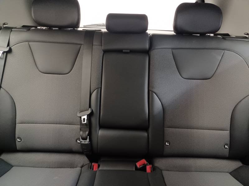 Kia Niro - Photo 33