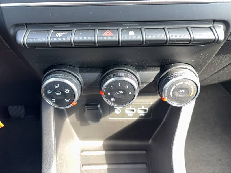 Renault Clio - Photo 23