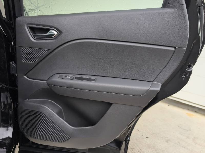 Renault Captur - Photo 11
