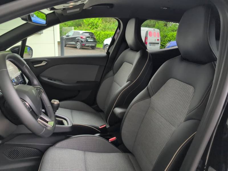 Renault Clio - Photo 18
