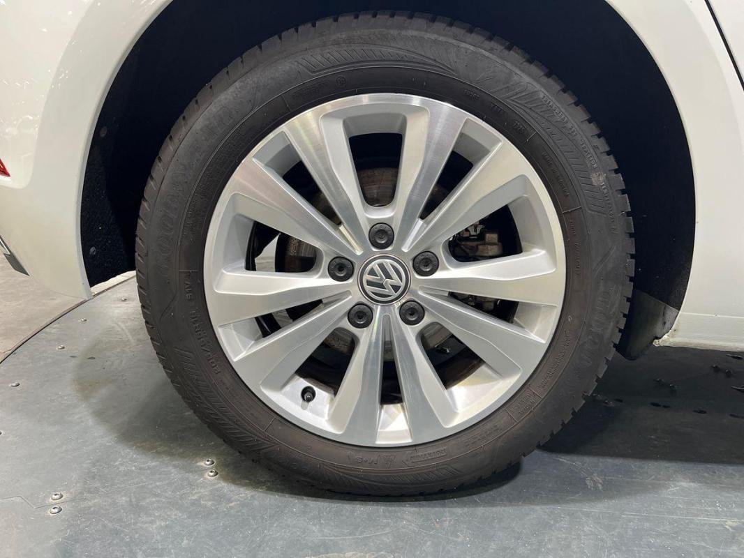 Volkswagen Golf - Photo 28