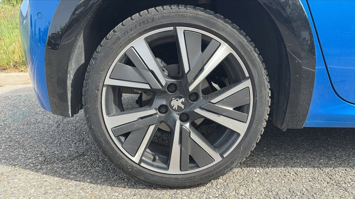 Peugeot 208 - Photo 16