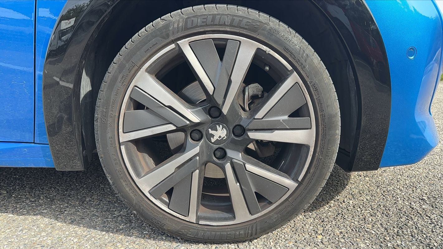 Peugeot 208 - Photo 17