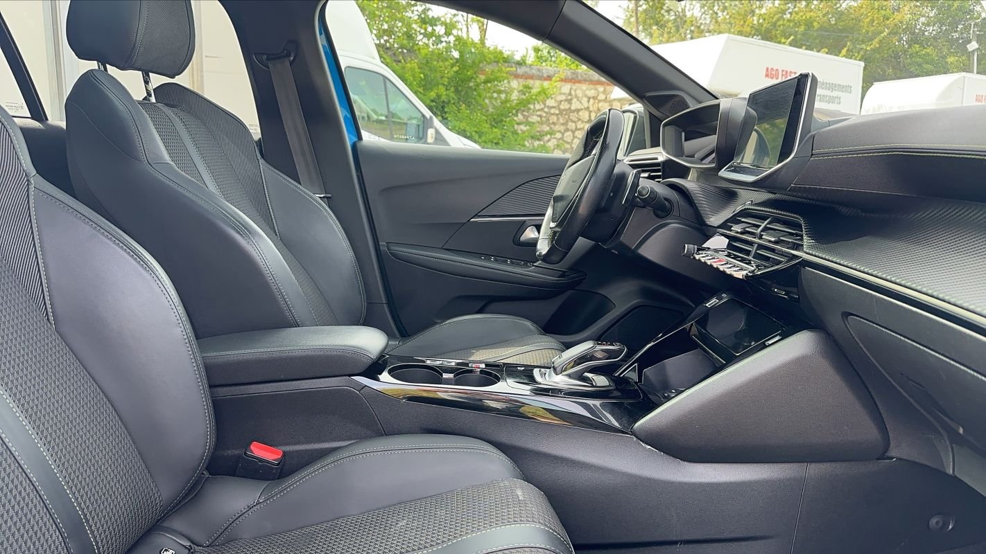 Peugeot 208 - Photo 25
