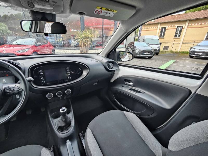 Toyota aygo x - Photo 11