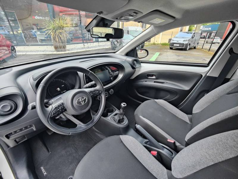 Toyota aygo x - Photo 16