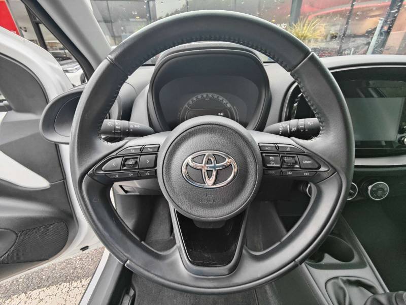 Toyota aygo x - Photo 17