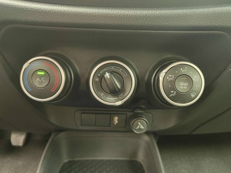 Toyota aygo x - Photo 24
