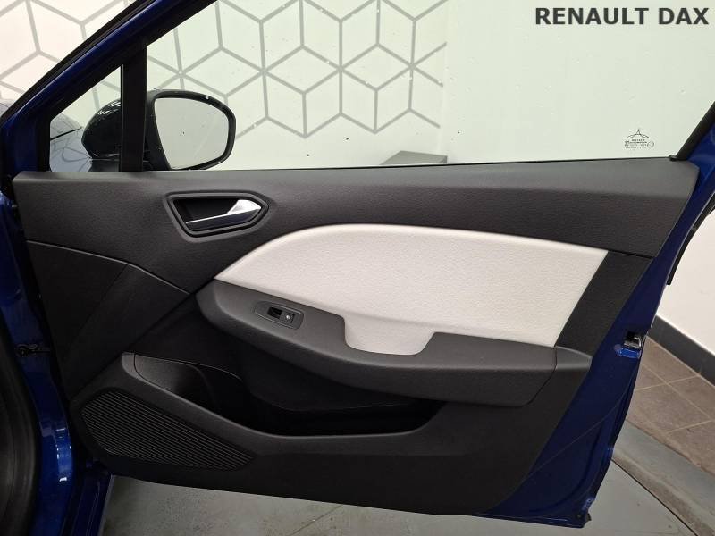 Renault Clio - Photo 21