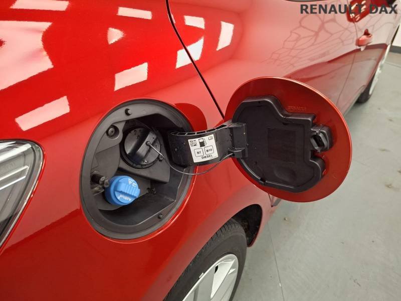 Renault Clio - Photo 18