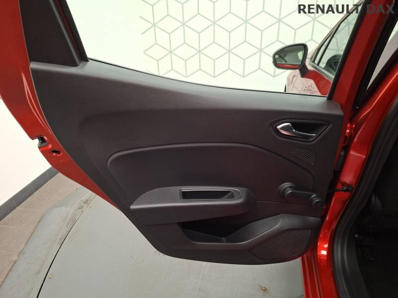 Renault Clio - Photo 22