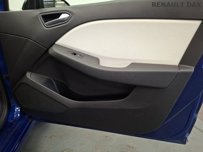 Renault Clio - Photo 22