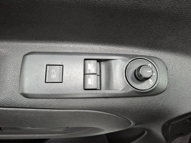 Peugeot Partner - Photo 28