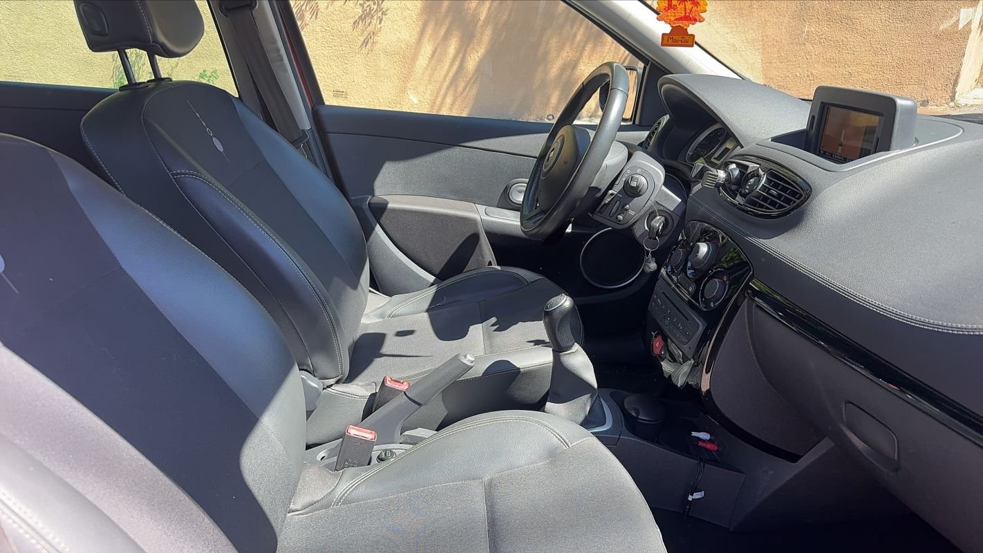 Renault Clio - Photo 27