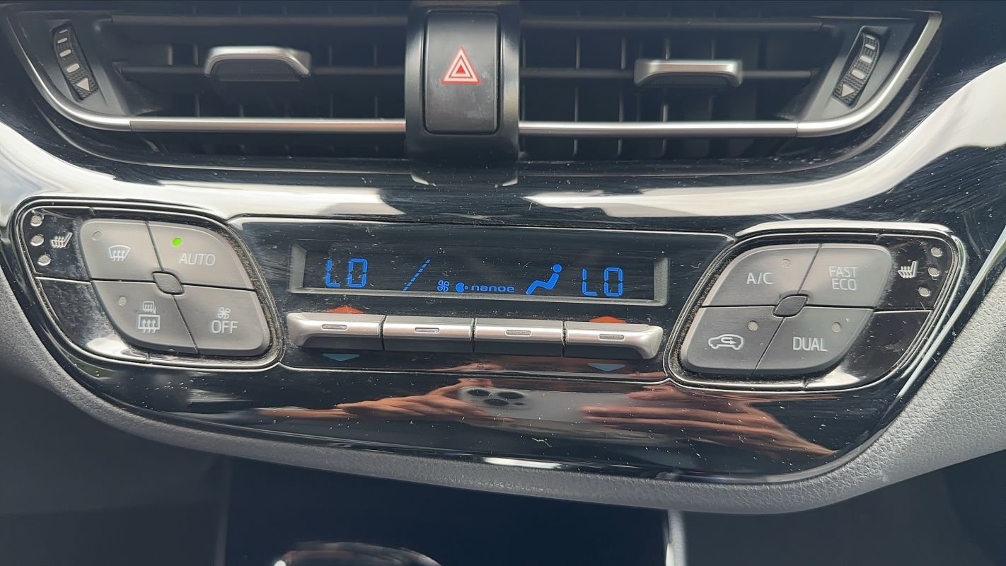 Toyota C-HR - Photo 13