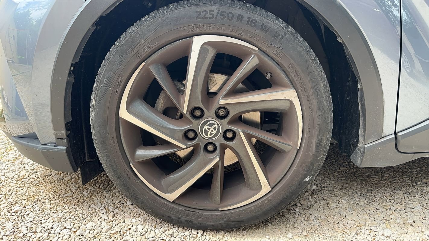 Toyota C-HR - Photo 18